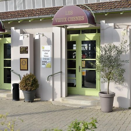 Logis Auberge Des Vieux Chenes Малемор Екстериор снимка
