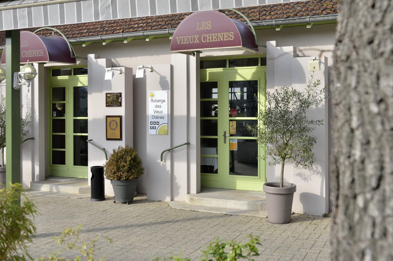 Logis Auberge Des Vieux Chenes Малемор Екстериор снимка